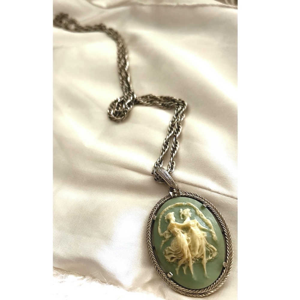 Vintage 70s Sage green alabaster two dancing sisters cameo necklace w/ chain